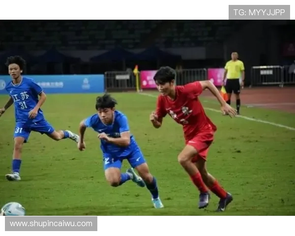 全运会回顾:深圳足球队展现速度优势与战术灵活性的精彩表现 全运会回顾:深圳足球队展现速度优势与战术灵活性的精彩表现