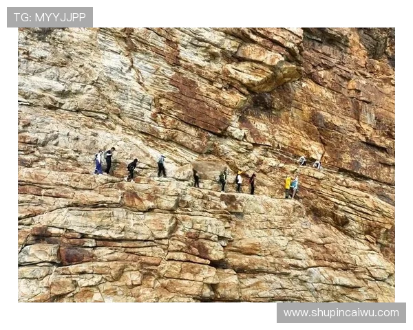 北京攀岩队速度训练的挑战与突破探索之旅 北京攀岩队速度训练的挑战与突破探索之旅