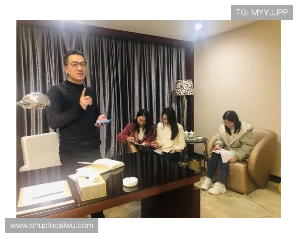 赵芳专访：从初学者到攀岩高手的心路历程与成长故事