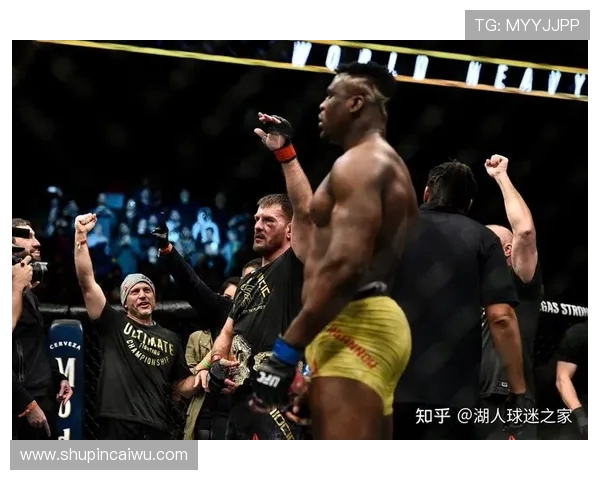 琼斯与丹亨德森的巅峰对决谁将成为终极格斗之王 琼斯与丹亨德森的巅峰对决谁将成为终极格斗之王