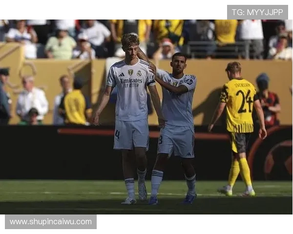 皇家贝蒂迎战皇马争夺西甲荣耀双方球员状态火热期待精彩对决