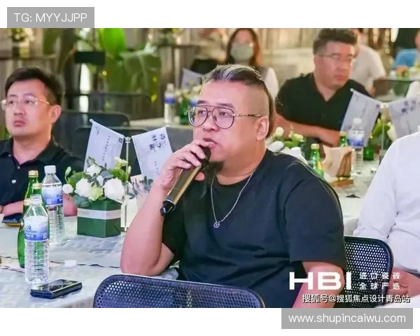 和平精英焦点分析：FPX战队选手个人能力与团队协作的深度探讨